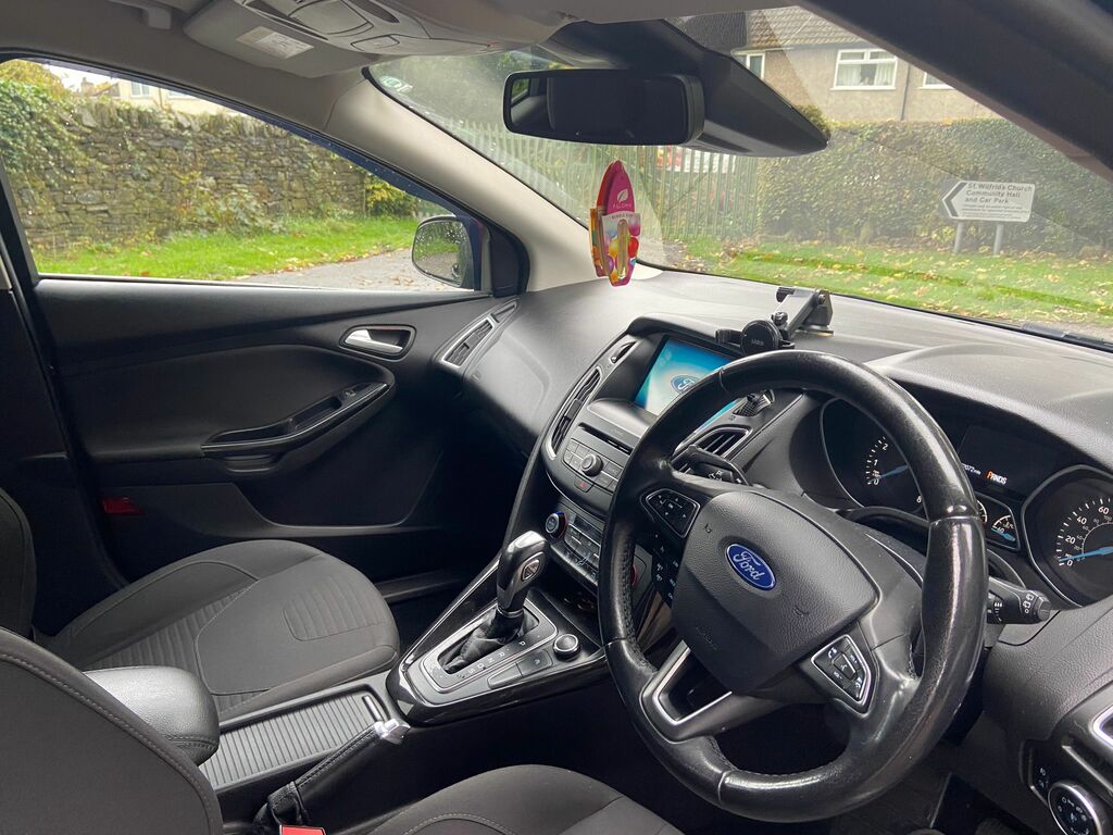 Ford Focus Titanium EG16PVW #4