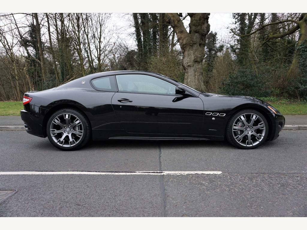 Maserati GranTurismo 4.7 V8 S Mc Shift Black #4