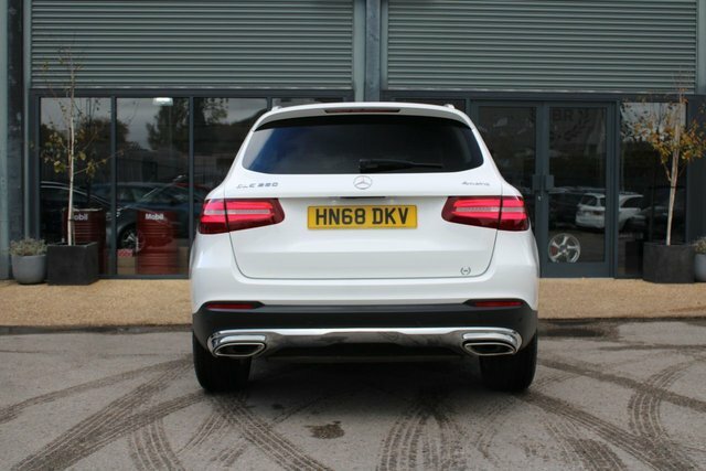 Mercedes-Benz GLC Class 2.0 Glc250 Sport Suv G-tronic 4Matic E White #6