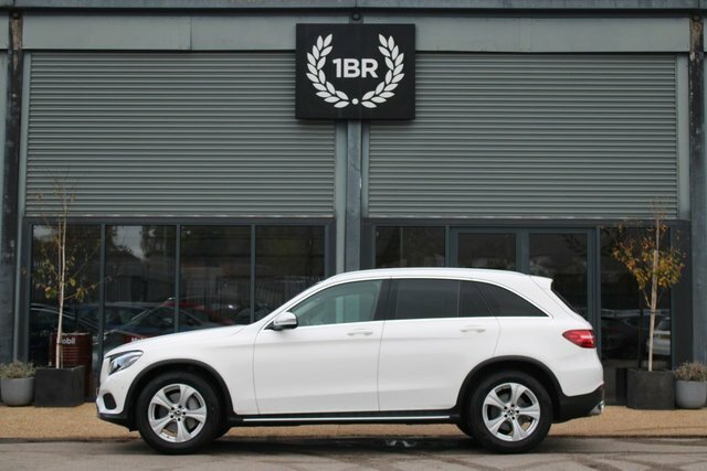 Mercedes-Benz GLC Class 2.0 Glc250 Sport Suv G-tronic 4Matic E White #4