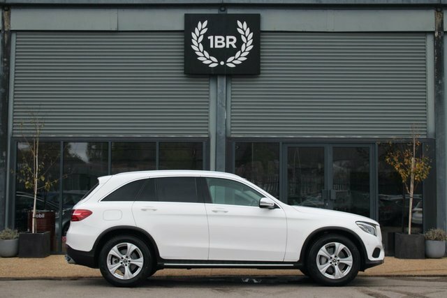 Mercedes-Benz GLC Class 2.0 Glc250 Sport Suv G-tronic 4Matic E White #3