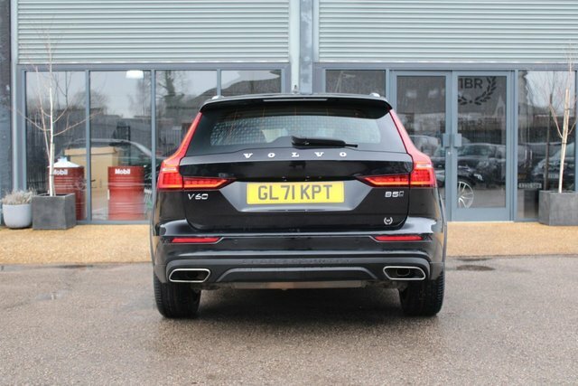 Volvo V60 Cross Country 2.0 B5 Mhev Estate Hybrid Awd Euro Black #6