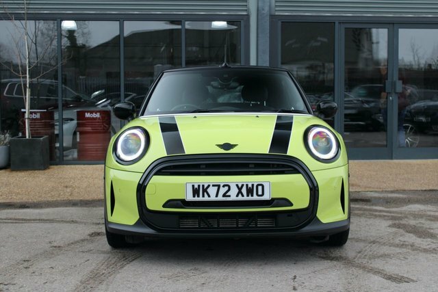 Mini Convertible 1.5 Cooper Exclusive Convertible Steptr WK72XWO Yellow #4