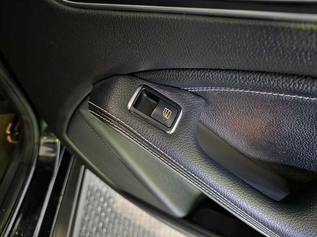 Mercedes-Benz GLA Class 2.1 Gla200d Se Euro 6 Ss Green #61