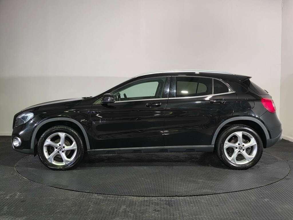 Mercedes-Benz GLA Class 2.1 Gla200d Se Euro 6 Ss Green #3