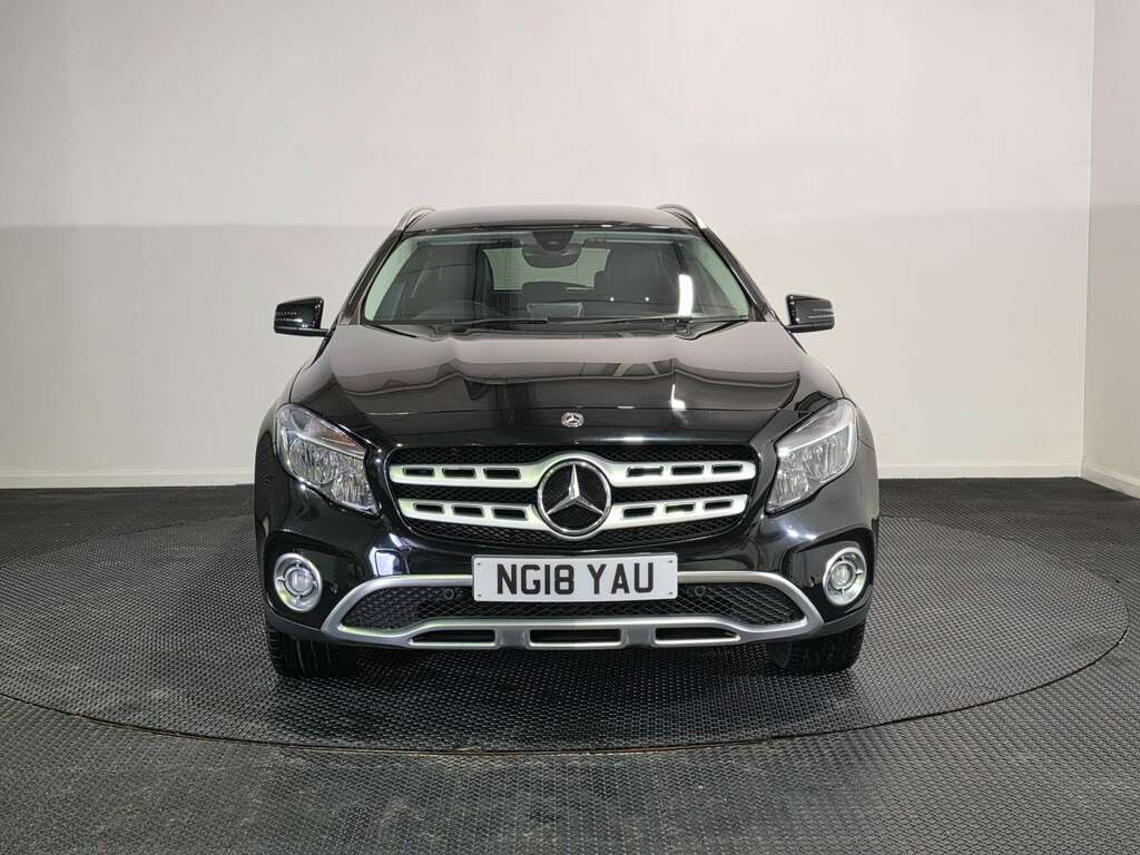 Mercedes-Benz GLA Class 2.1 Gla200d Se Euro 6 Ss Green #1