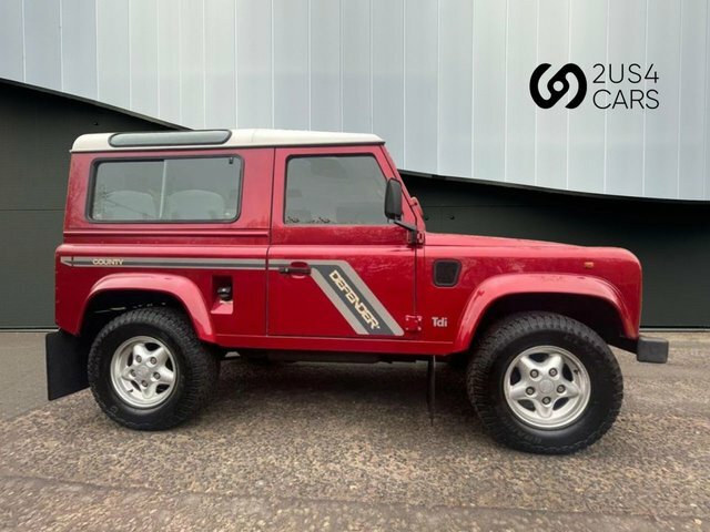 Land Rover Defender 90 2.5 County Station Wagon 300 Tdi Lhd Red #4