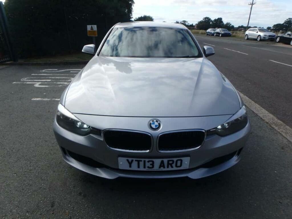 BMW 3 Series 320D Efficientdynamics..20 Road Tax, Great Econom YT13ARO Silver #4