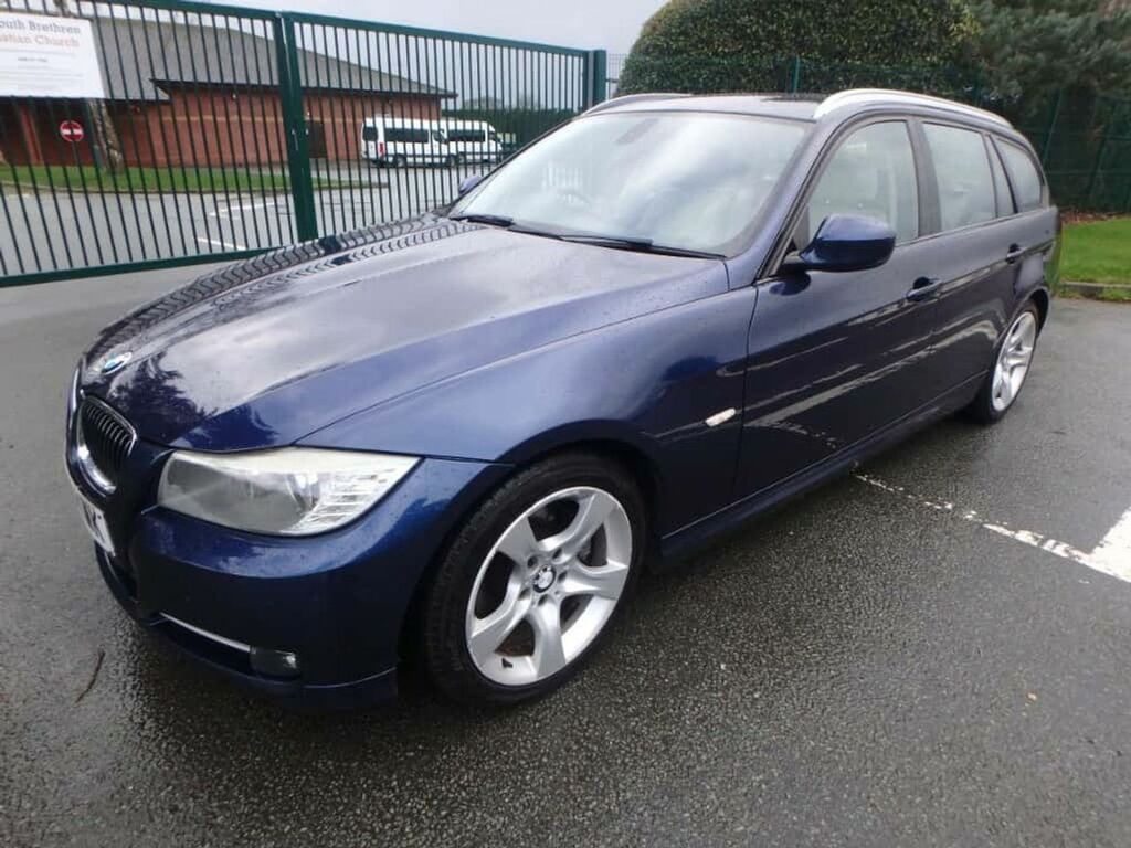 BMW 3 Series 325D Se RX59KWK Blue #3