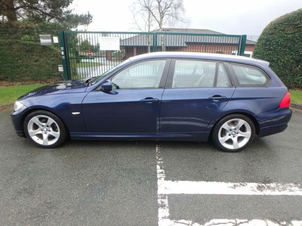 BMW 3 Series 325D Se RX59KWK Blue #4