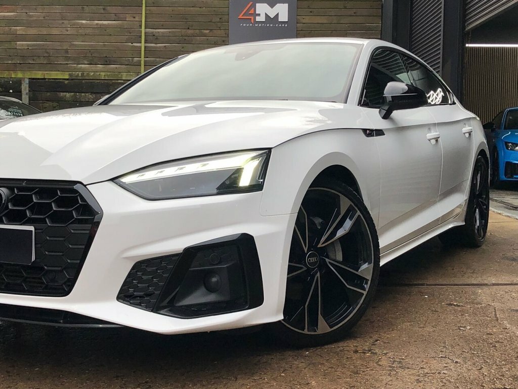 Audi A5 2.0 Tfsi 40 Black Edition Sportback S T DG22BNJ White #6