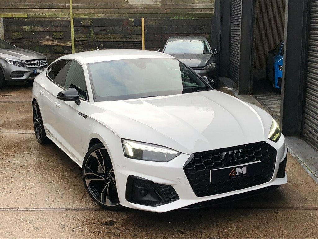 Audi A5 2.0 Tfsi 40 Black Edition Sportback S T DG22BNJ White #4