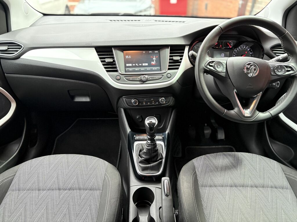 Vauxhall Crossland X 2020 1.2 Turbo Griffin Suv Euro BJ70FNV Blue #4