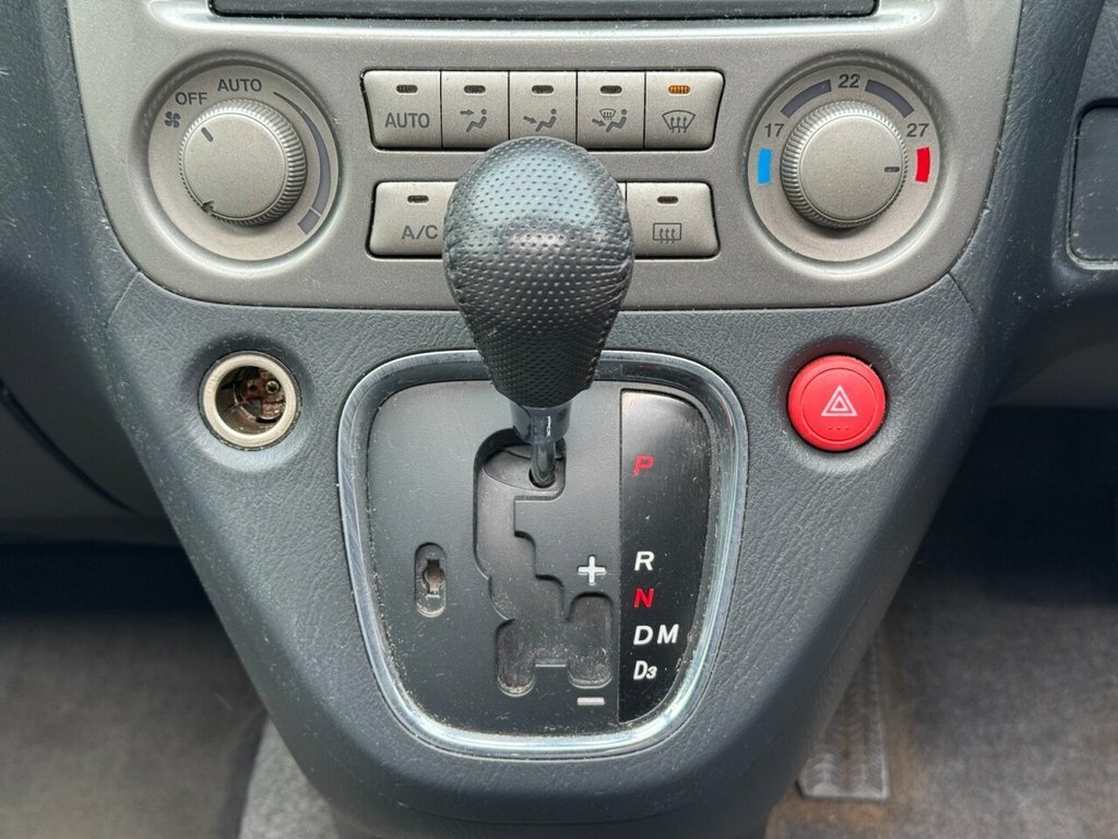 Honda Stream 1.7 I-vtec Se Black #23