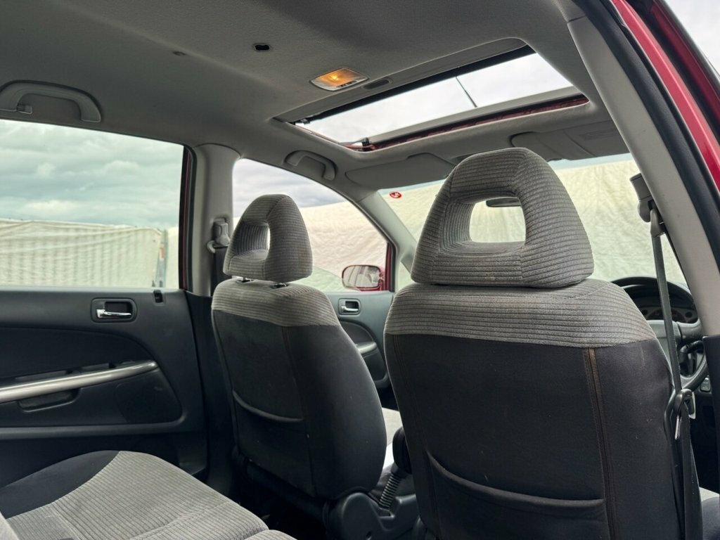 Honda Stream 1.7 I-vtec Se Black #16