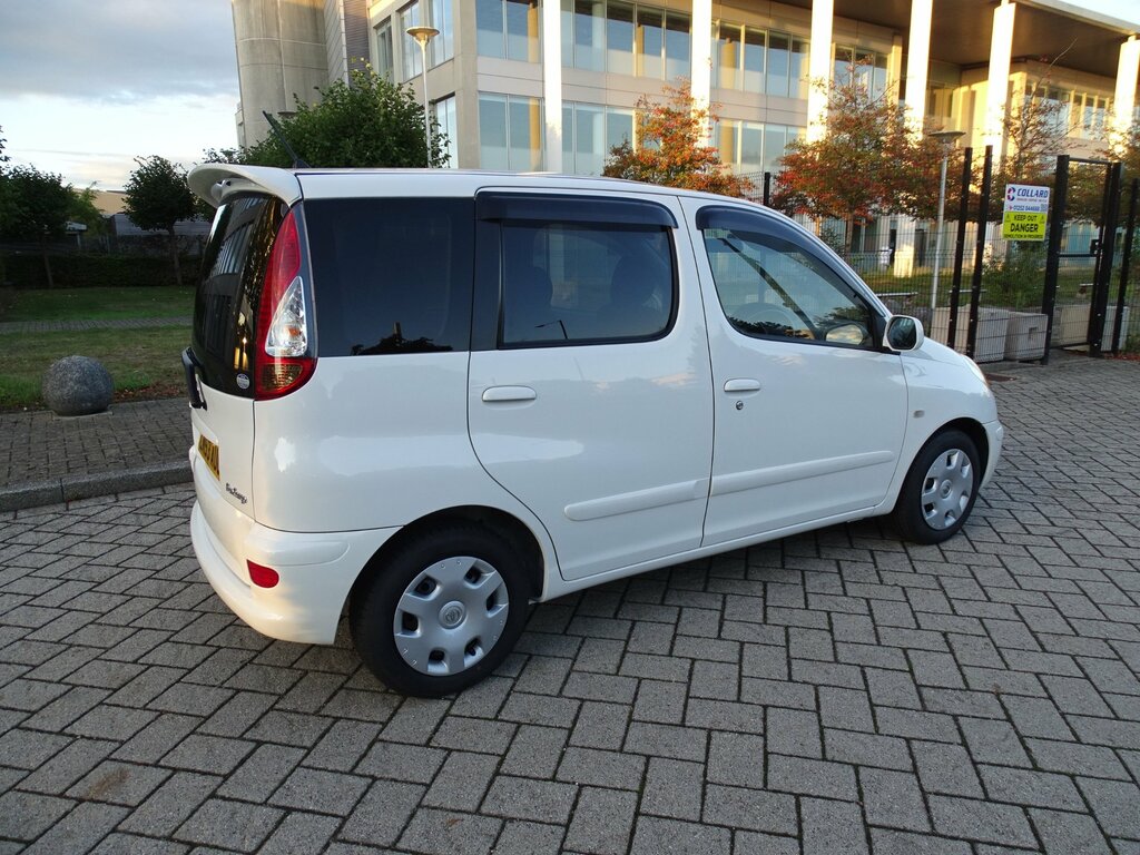 Toyota Verso 1.3 Auto White #5