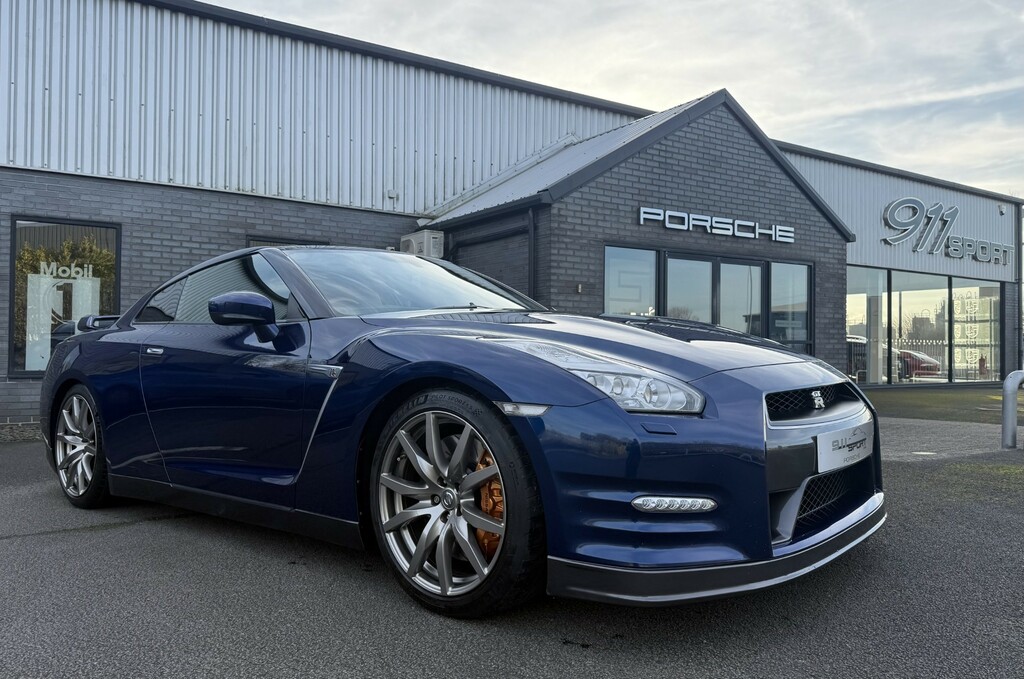 Nissan GT-R Coupe Blue #1