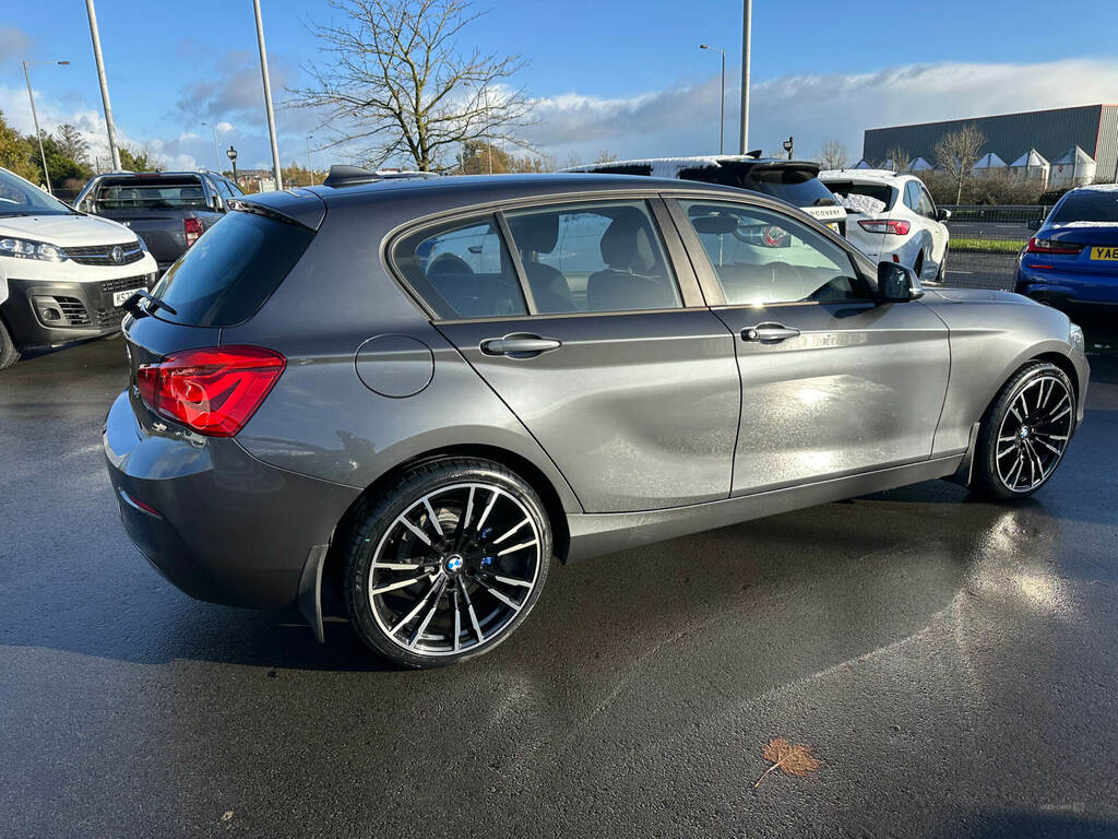 BMW 1 Series 116D Se Business Nav Servotronic YC19HKW Grey #2