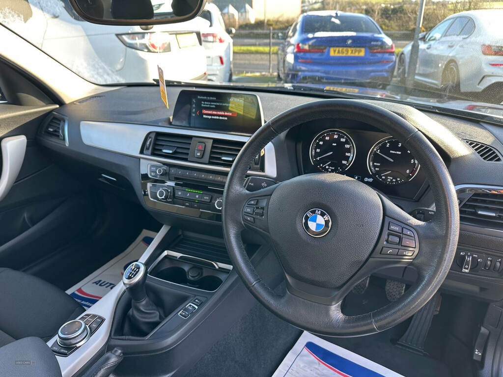 BMW 1 Series 116D Se Business Nav Servotronic YC19HKW Grey #4