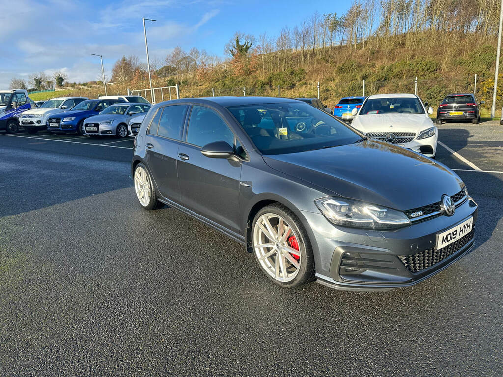 Volkswagen Golf 2.0 Tdi 184 Gtd Dsg Blue