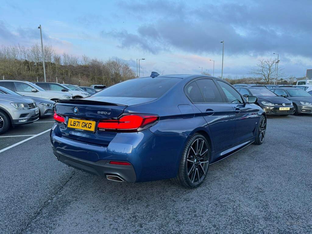 BMW 5 Series 520D Mht M Sport Step LB71GKG Blue #2