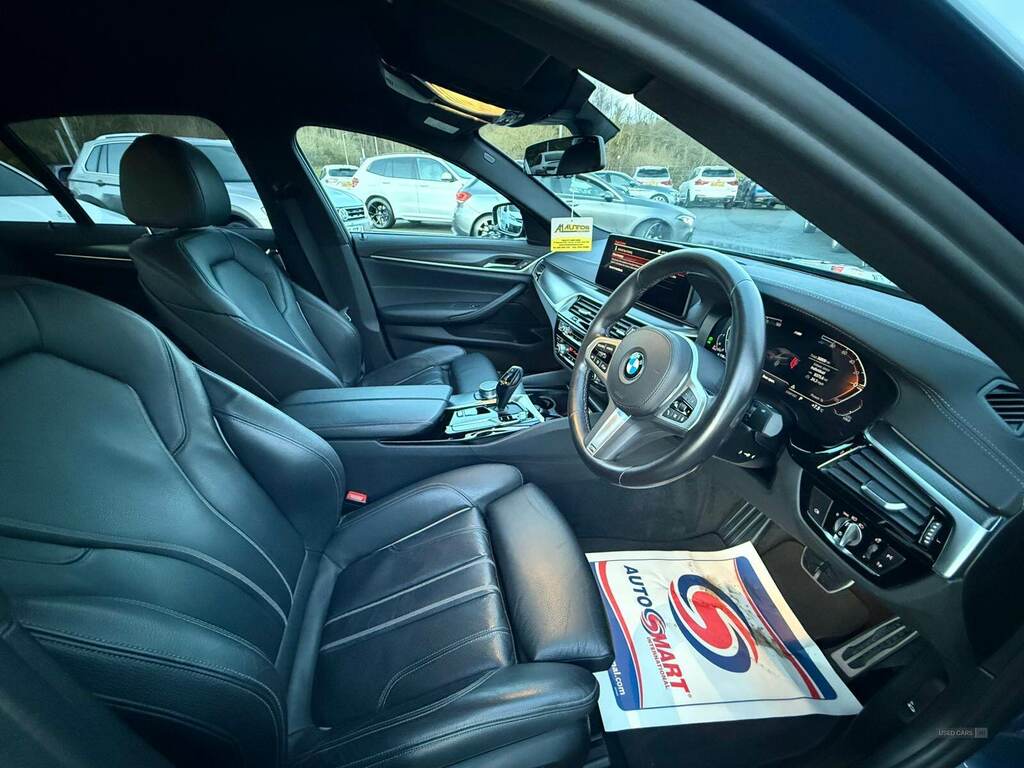BMW 5 Series 520D Mht M Sport Step LB71GKG Blue #4
