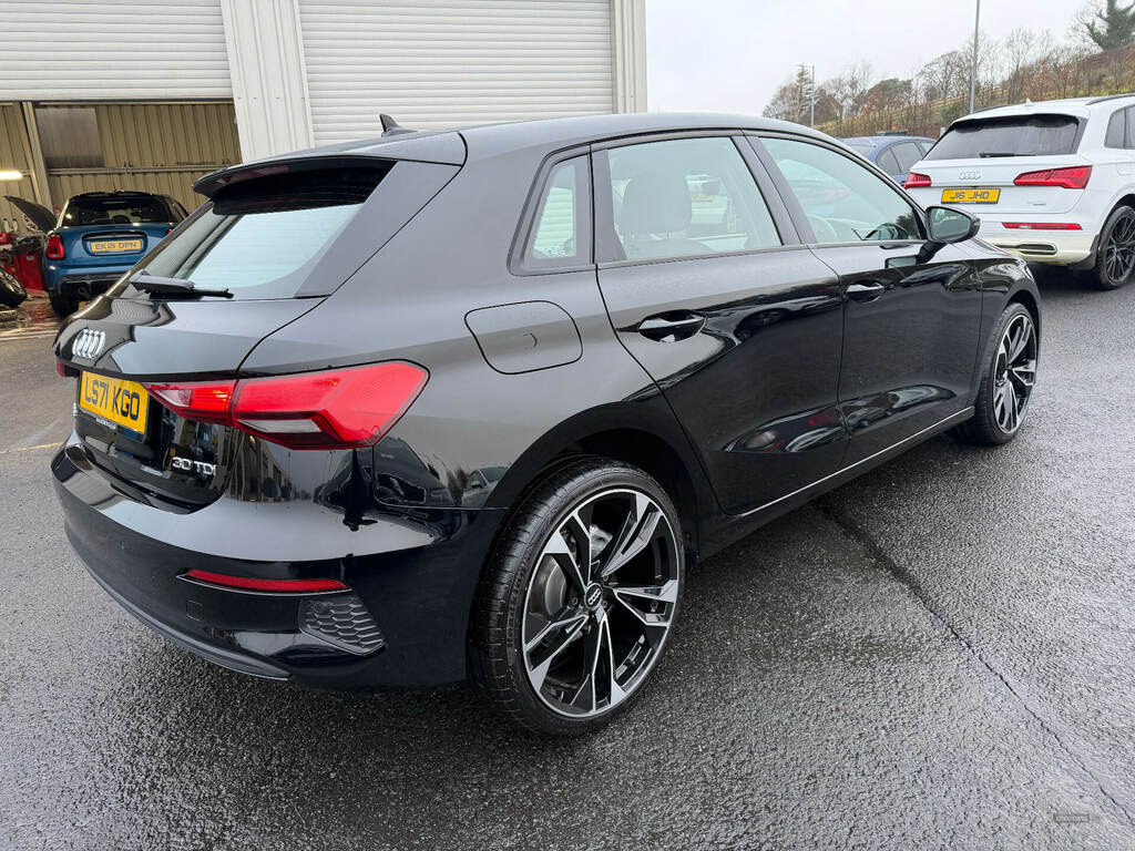 Audi A3 30 Tdi Technik LS71KGO Black #2