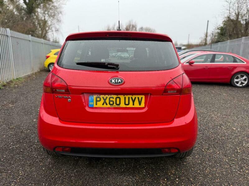Kia Venga 1.4 3 Euro 5 Red #3
