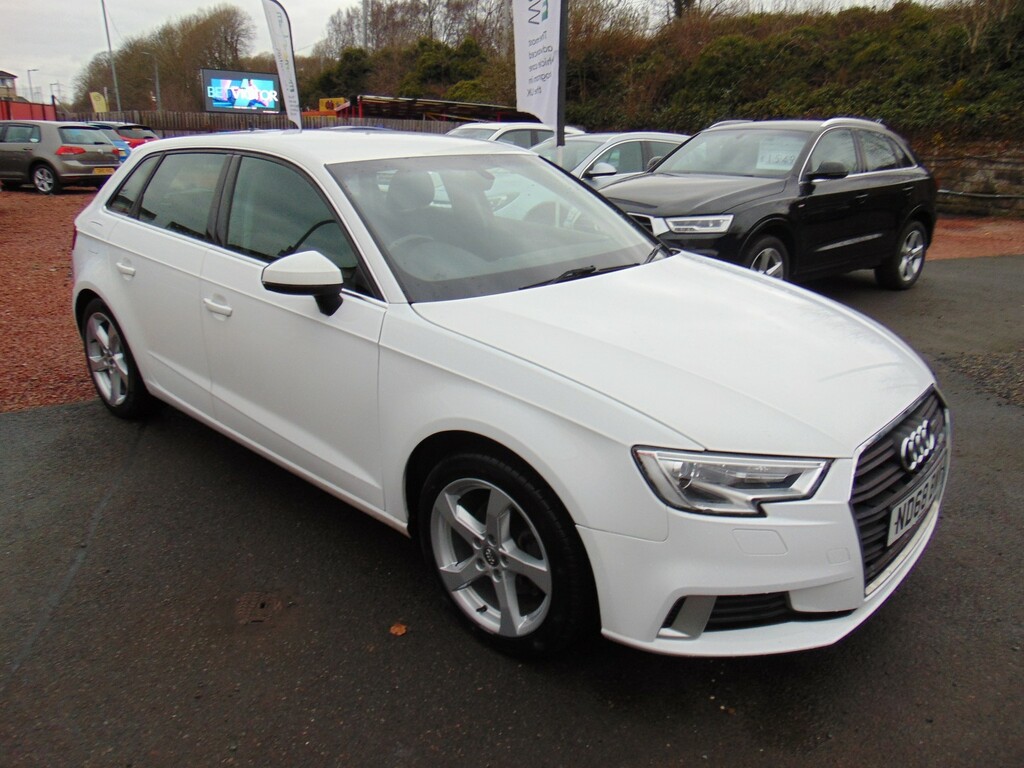 Audi A3 Hatchback 1.5 Tfsi Cod 35 Sport Mot January 2027 ND68BWN White #3