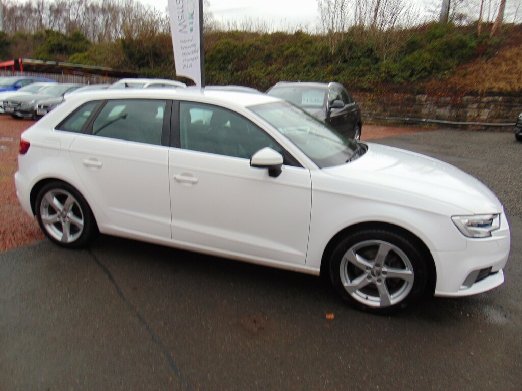 Audi A3 Hatchback 1.5 Tfsi Cod 35 Sport Mot January 2027 White