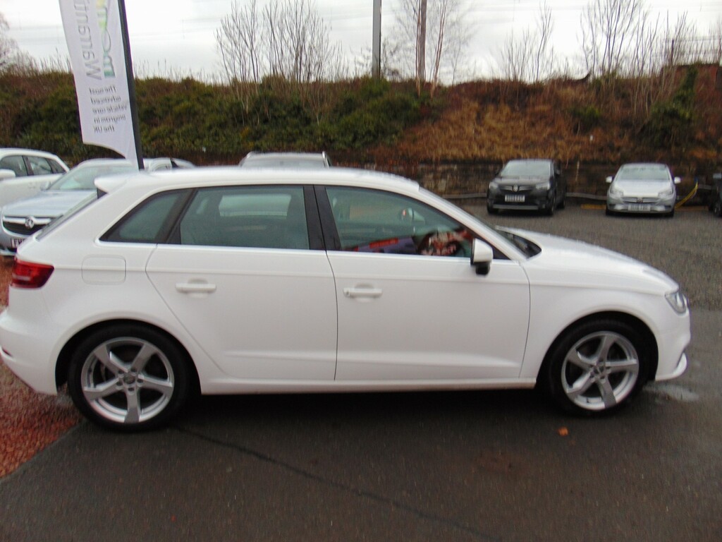 Audi A3 Hatchback 1.5 Tfsi Cod 35 Sport Mot January 2027 ND68BWN White #2