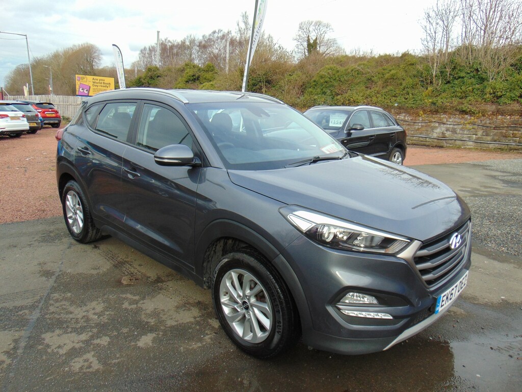 Hyundai Tucson Suv 1.6 Tucson Se Nav 1.6 Gdi 132Ps Mot April 20 EK67OEZ Grey #3