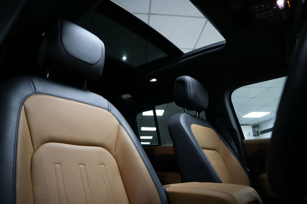 Land Rover Defender 3L X BD23YKO Brown #3