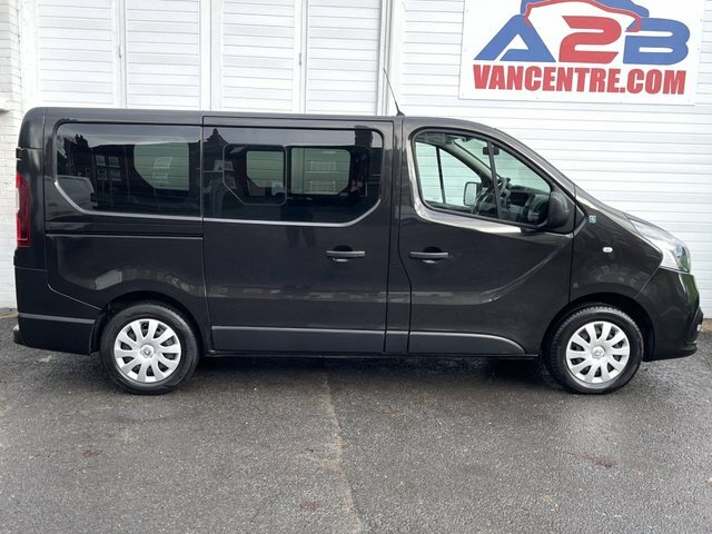 Renault Trafic 1.6 Dci 27 Business Black #4