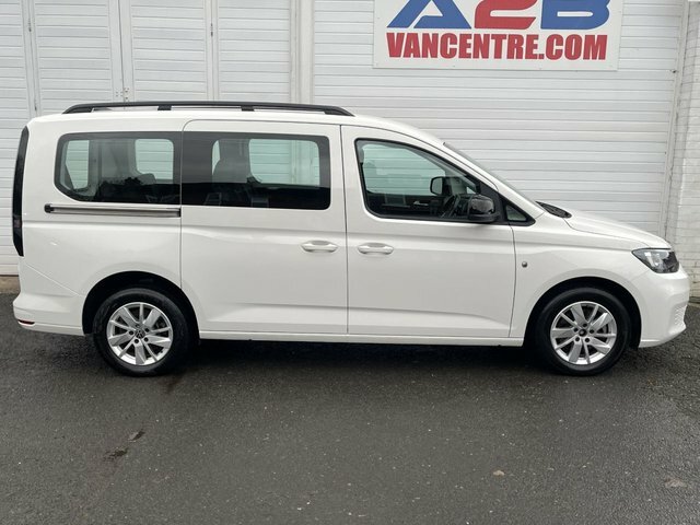 Volkswagen Caddy Maxi Life 2.0 Tdi Life Mpv RK72WRA White #4