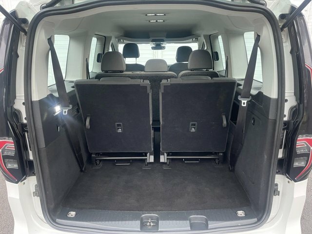 Volkswagen Caddy Maxi Life 2.0 Tdi Life Mpv RK72WRA White #2