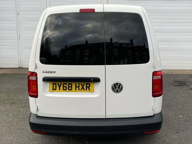 Volkswagen Caddy Maxi 2.0 Tdi C20 Startline DY68HXR White #3