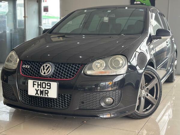 Volkswagen Golf Hatchback FH09XWR #4