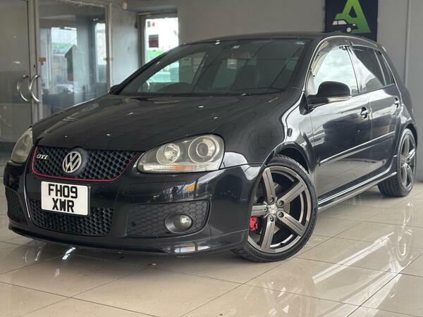 Volkswagen Golf Hatchback FH09XWR #2