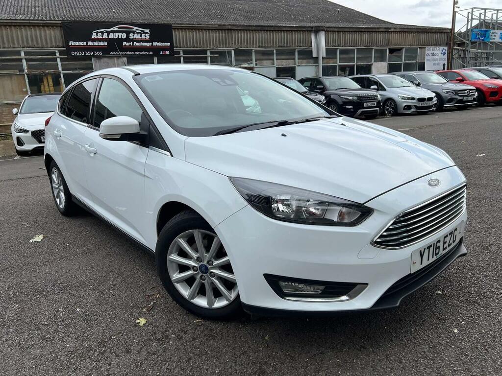 Ford Focus Hatchback 1.5 Tdci Titanium Euro 6 Ss 2016 YT16EZG White #2