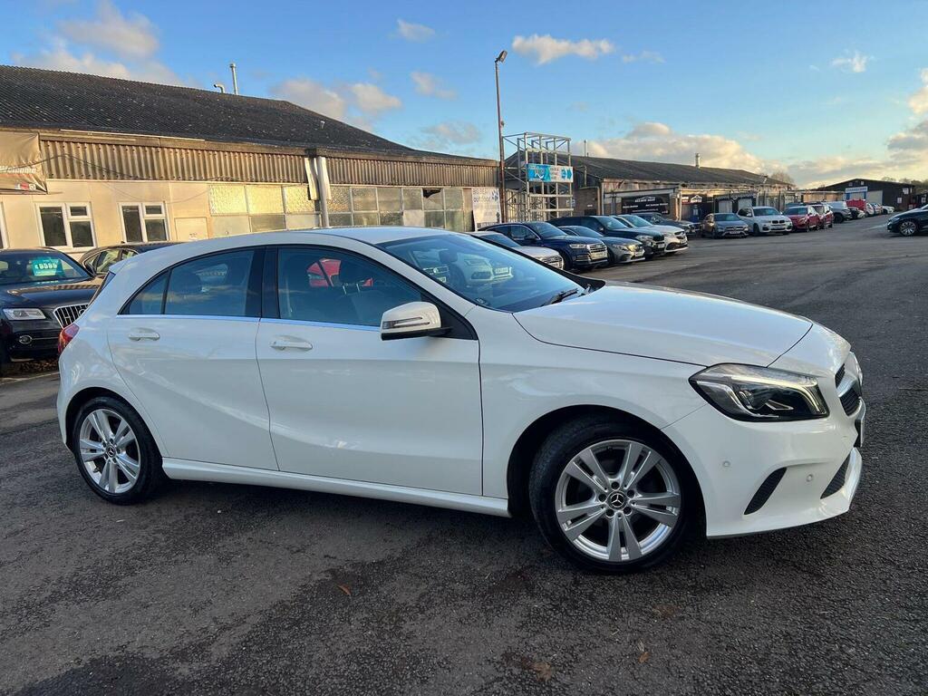 Mercedes-Benz A Class Hatchback 1.5 A180d Sport Premium 7G-dct Euro 6 LM18FEO White #4