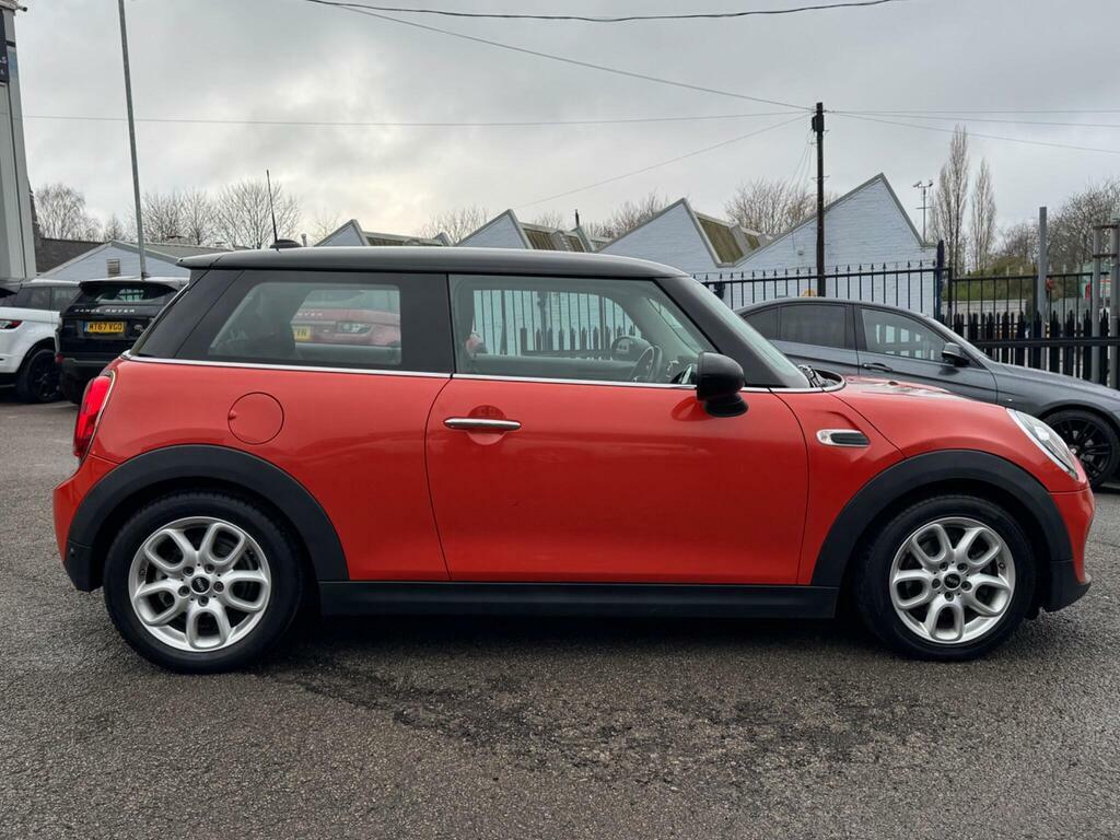 Mini Hatch 1.5 Cooper Euro 6 S S WF68EZJ Orange #2