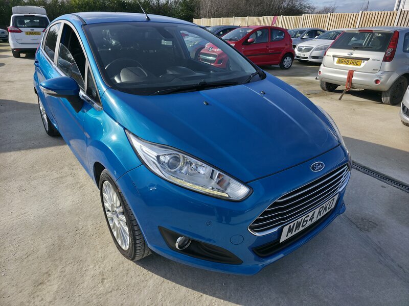 Ford Fiesta 1.0-Fiesta-titanium-5dr Blue