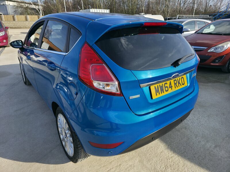 Ford Fiesta 1.0-Fiesta-titanium-5dr MW64RKO Blue #5