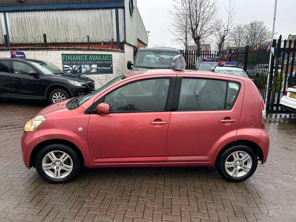 Daihatsu Sirion Se Red #7