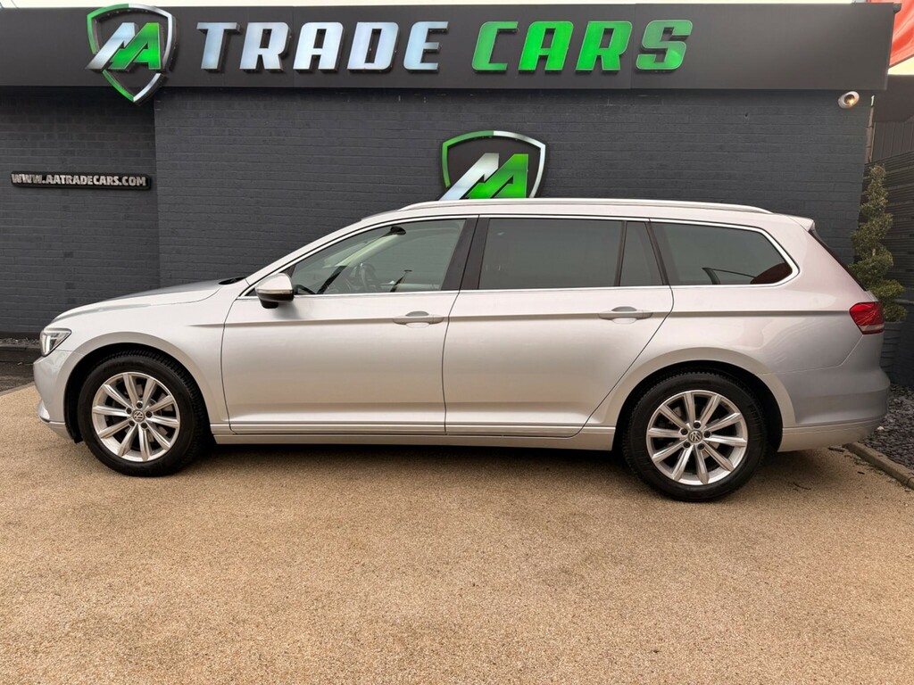 Volkswagen Passat Estate WM67DFU Silver #6