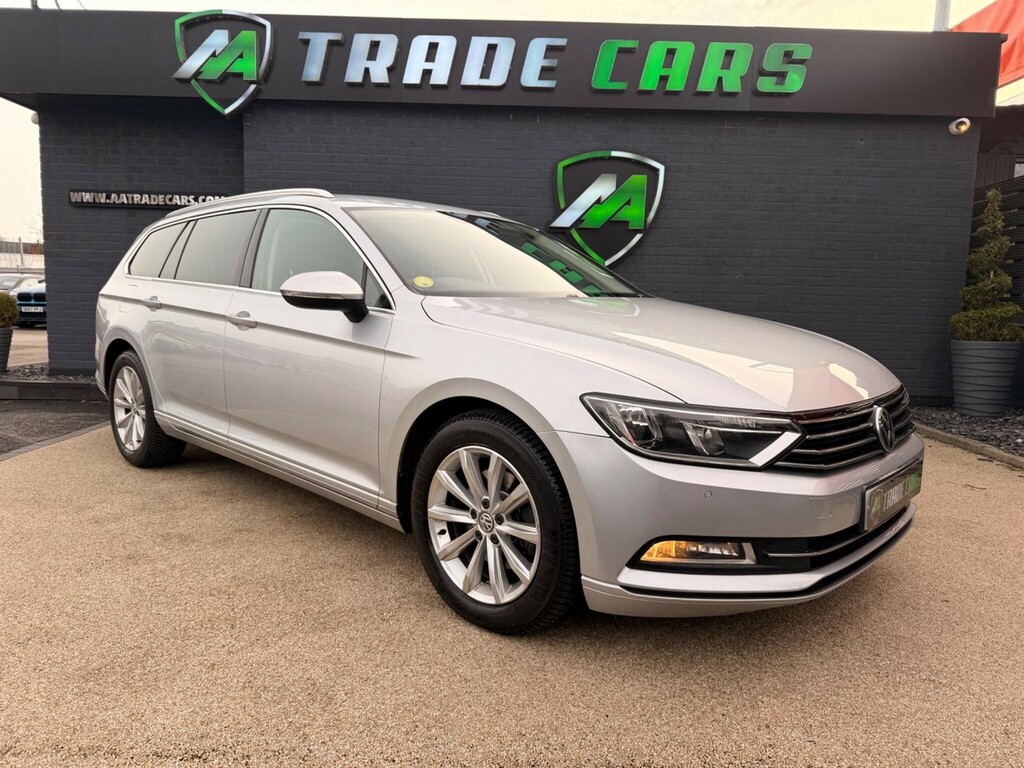 Volkswagen Passat Estate WM67DFU Silver #4