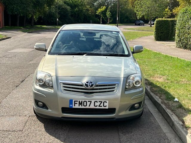 Toyota Avensis 2.0 Tr D-4d 125 Bhp Silver #4