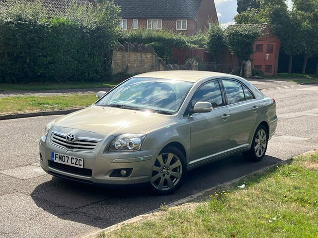 Toyota Avensis 2.0 Tr D-4d 125 Bhp Silver #2