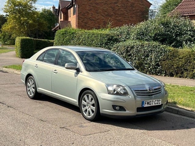 Toyota Avensis 2.0 Tr D-4d 125 Bhp Silver #3